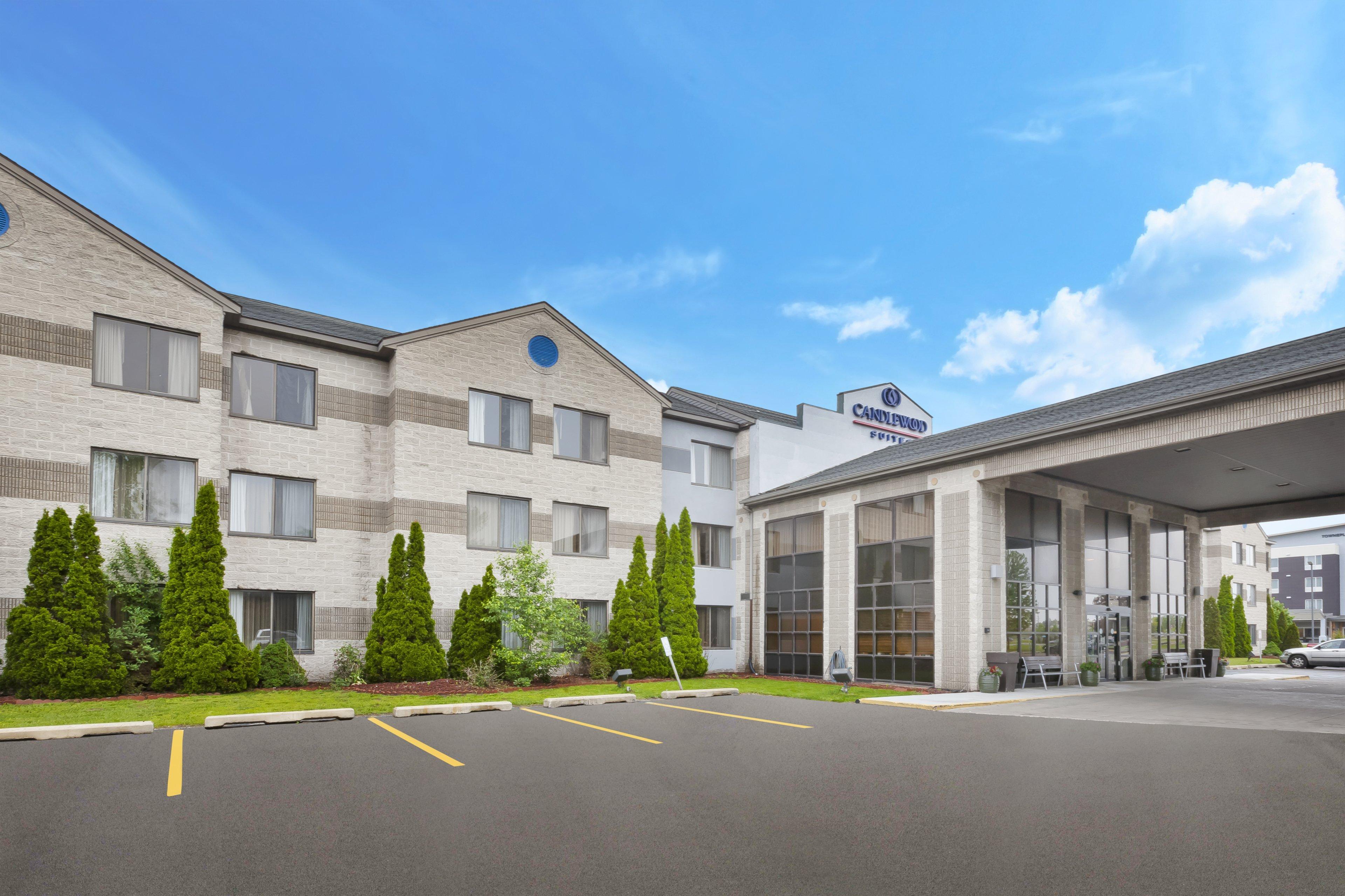 Candlewood Suites Grand Rapids Airport By Ihg Cascade Exterior photo