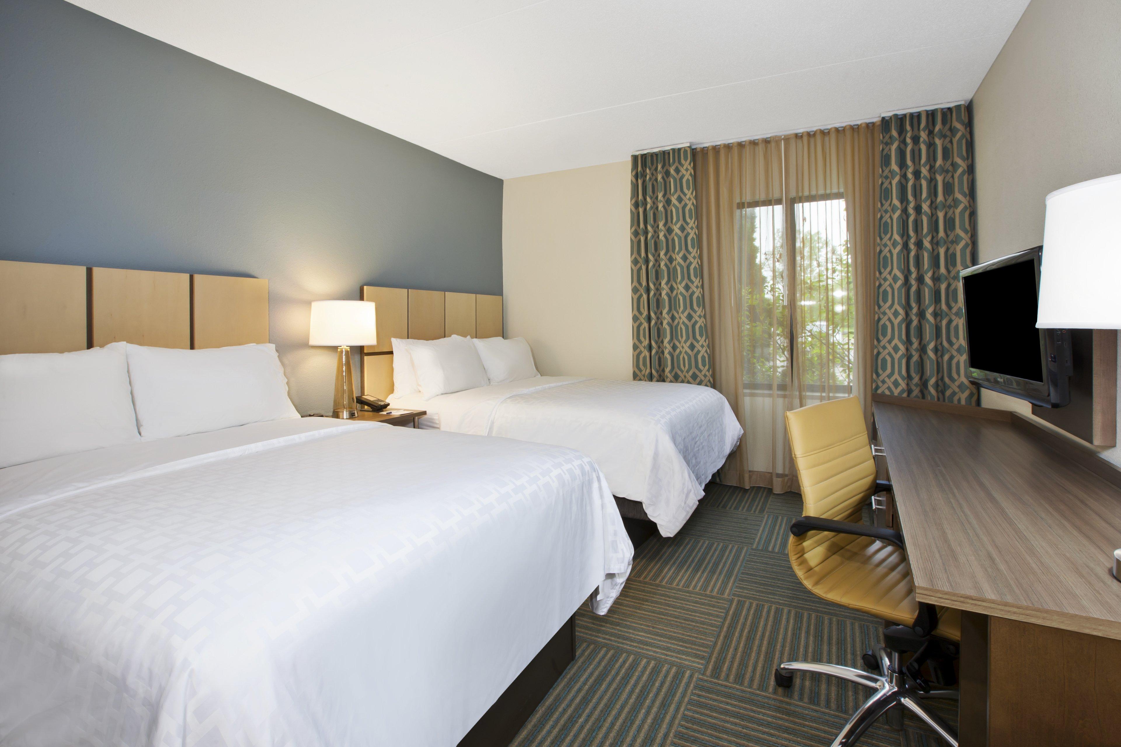 Candlewood Suites Grand Rapids Airport By Ihg Cascade Exterior photo